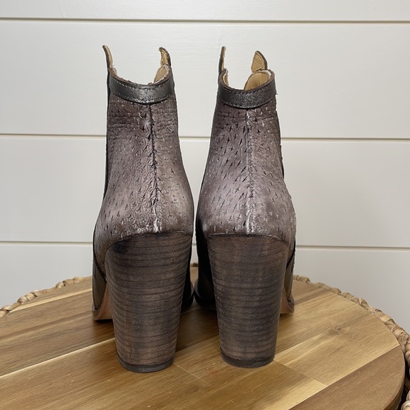 NEW Hazel Blues NM by Naughty Monkey Rita Bootie Grey Brown Distressed Leather 6 - Picture 4 of 6